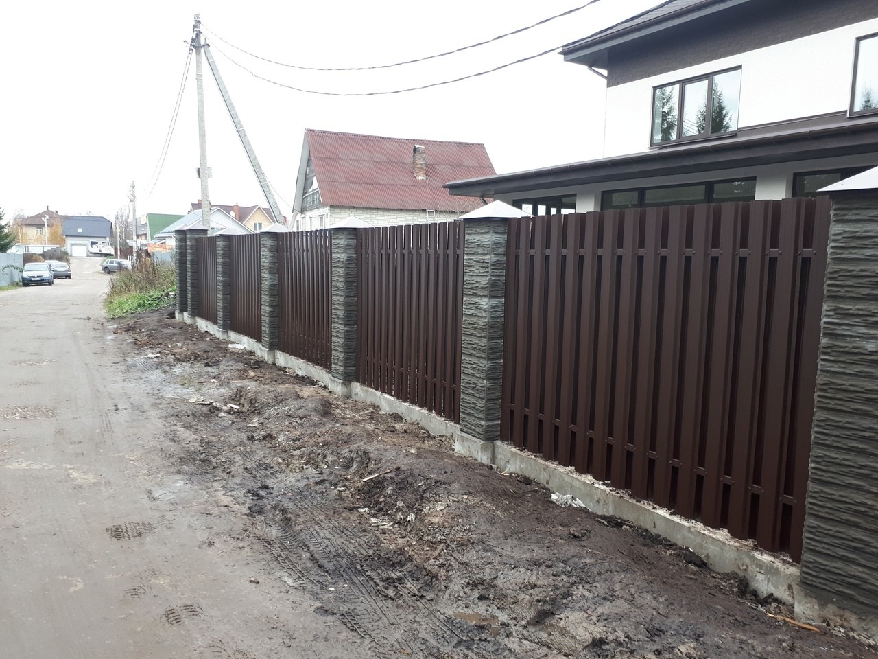 Забор шахматка 40м из штакетника столбы под камень в Сланцах