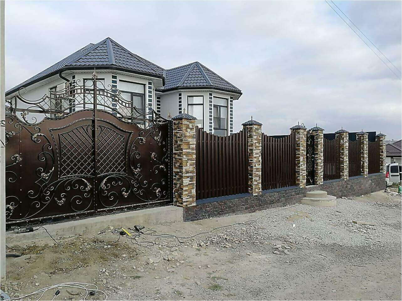 забор из штакетника 110м фото4 в Сланцах