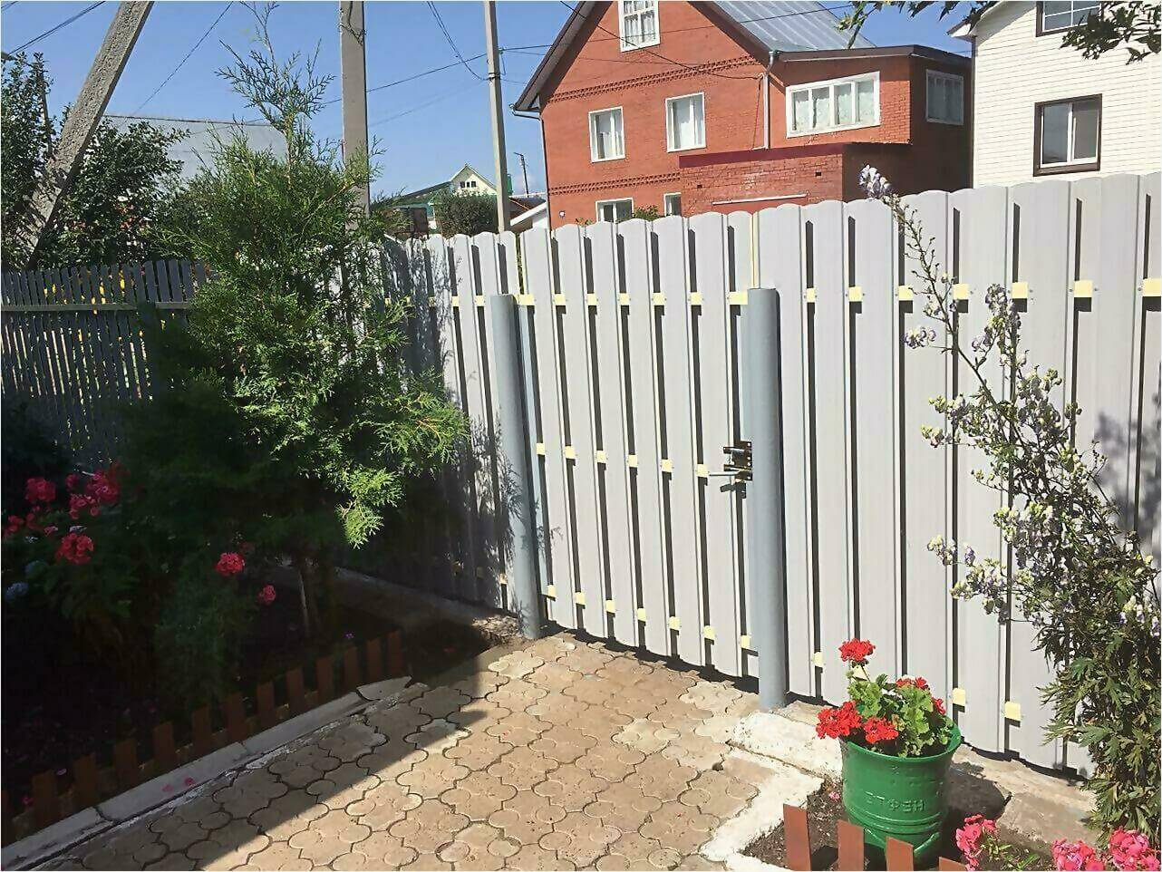 Забор из штакетника 65м фото4 в Сланцах