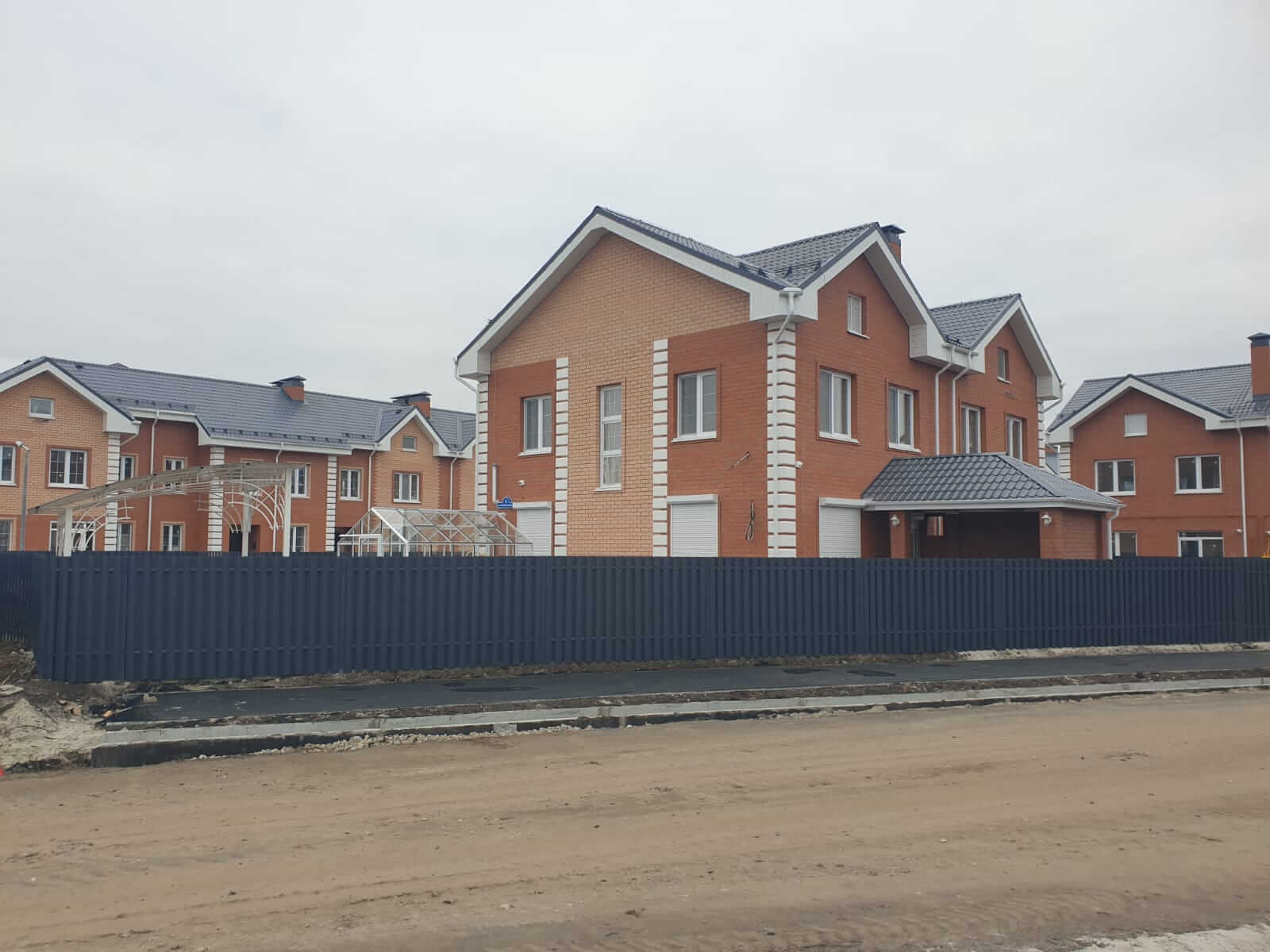 Забор из штакетника 230м Серый Графит фото3 в Сланцах