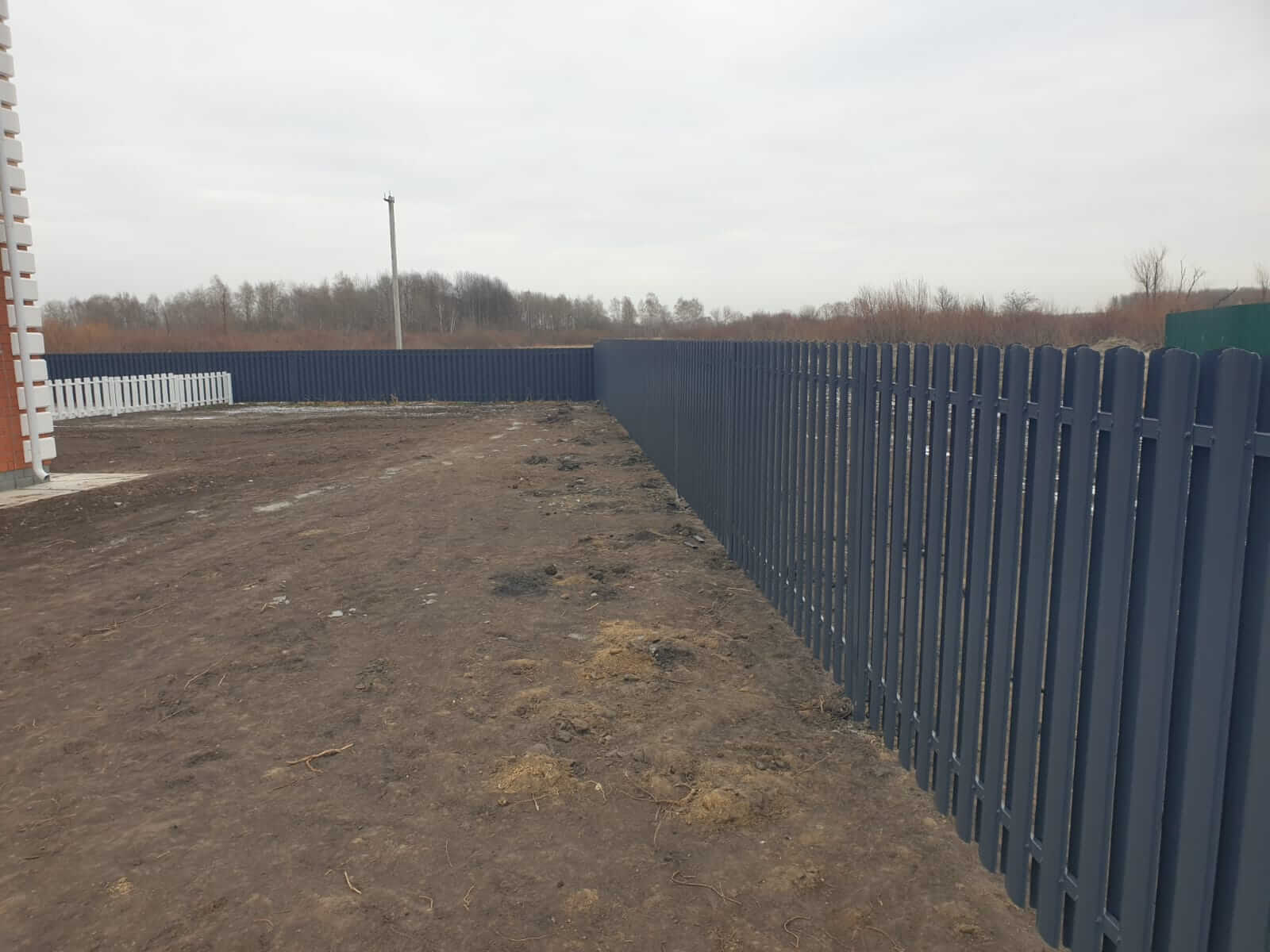 Забор из штакетника 230м Серый Графит фото2 в Сланцах