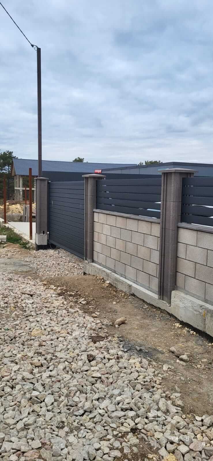 Забор-ранчо из металлопланкена 28м RAL7024 Серый Графит МАТТЕ фото 2 в Сланцах