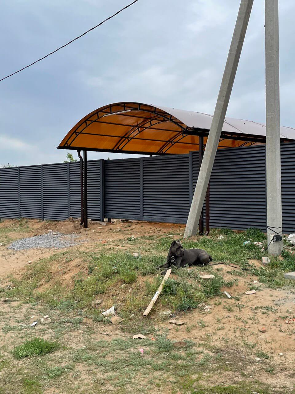 Забор из ламелей еврожалюзи 24м RAL7024 Серый Графит МАТТЕ фото 1 в Сланцах