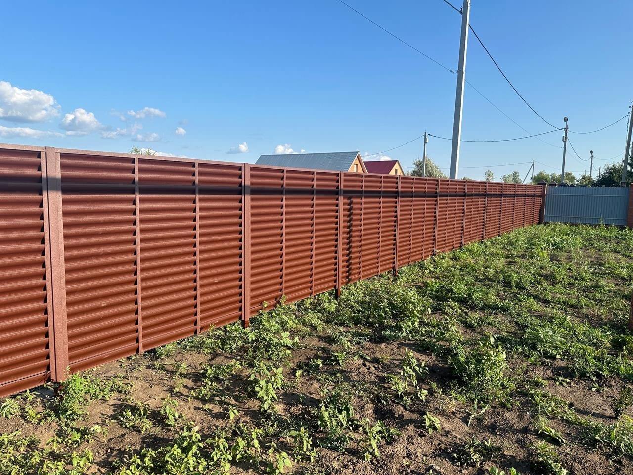 Забор из ламелей Еврожалюзи 53м RAL8017/8017 Шоколад двусторонний МАТТЕ в Сланцах
