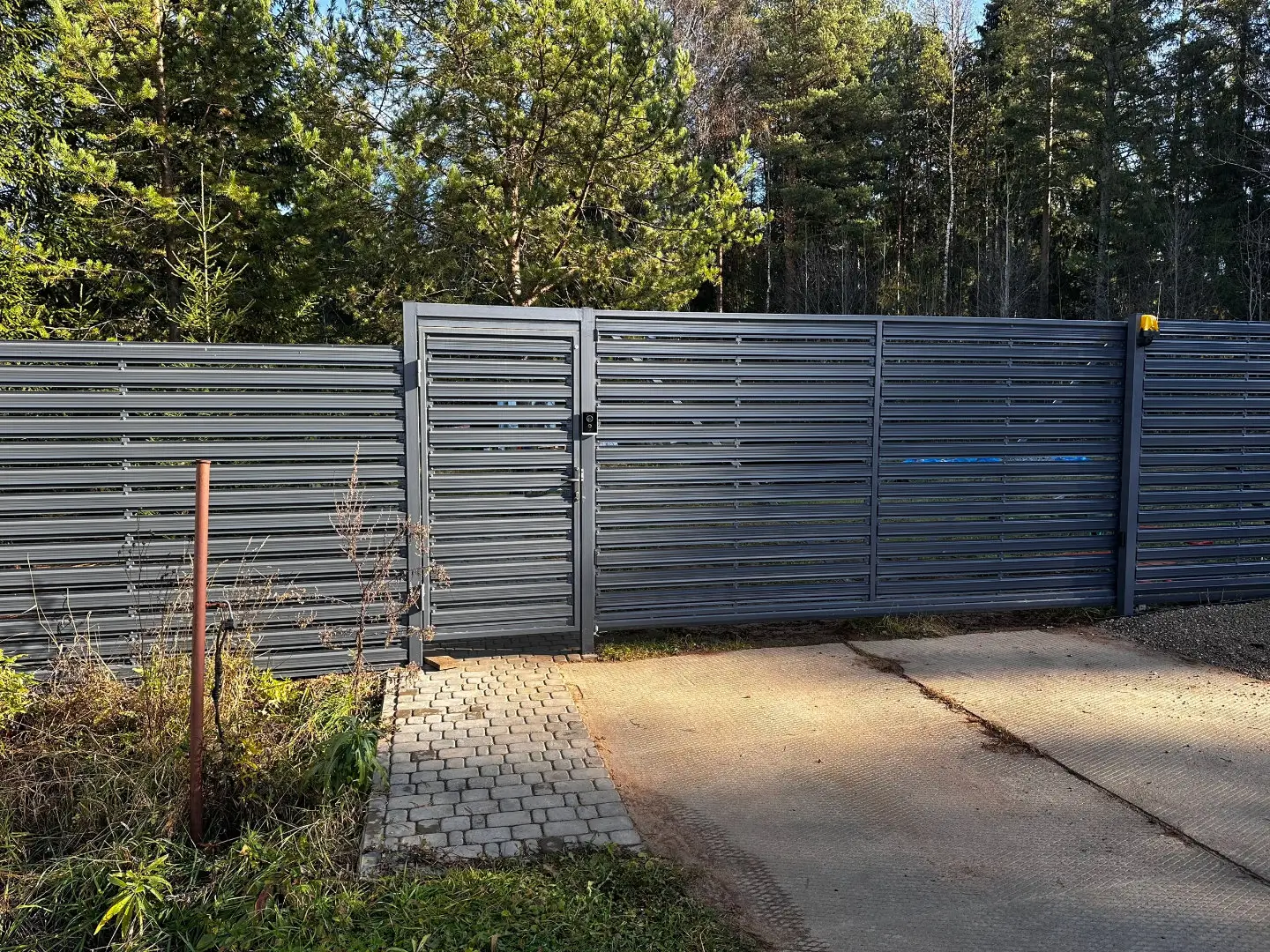 Забор-ранчо из евроштакетника 10м RAL7024 Серый Графит в Сланцах